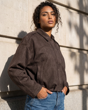 Veste nia