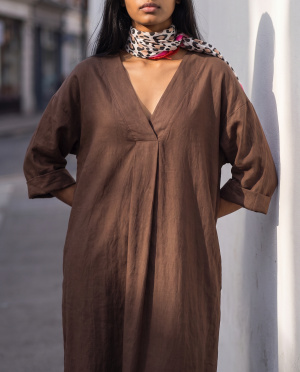 Robe tube poche v