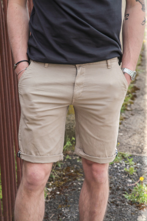 Bermuda chino Terra