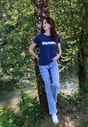 Tee shirt sister