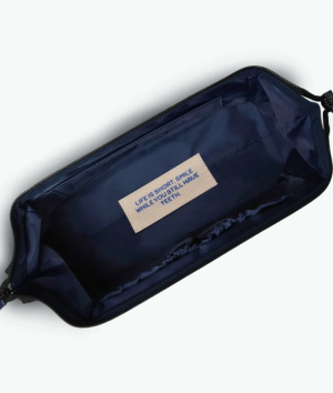 Trousse de toilette...