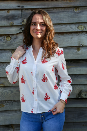 Chemise brodée Eglantine