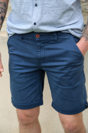 Bermuda chino Terra