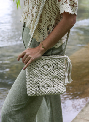 Sac crochet pompon