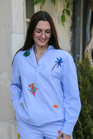 Blouse rayée brodée