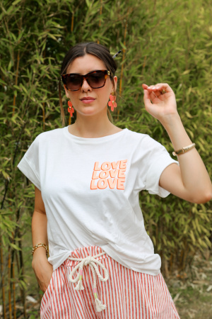 Tee shirt fluo love
