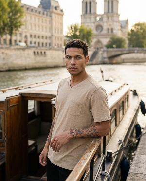 Tee shirt col v john