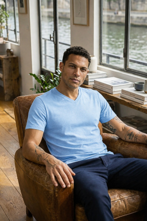 Tee shirt col v john