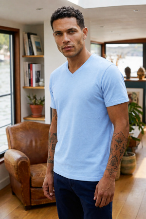 Tee shirt col v john