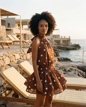 Robe dos nu poistiers