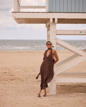 Robe halter poistiers