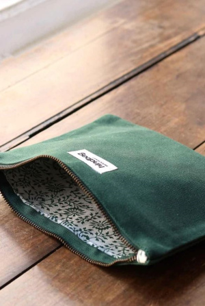 Pochette ema sapin